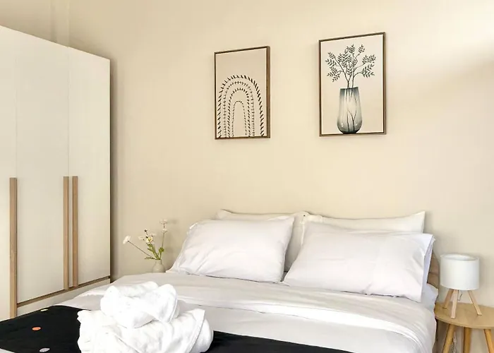 Spacious 2bd 2ba In Thong Lor * Bangkok