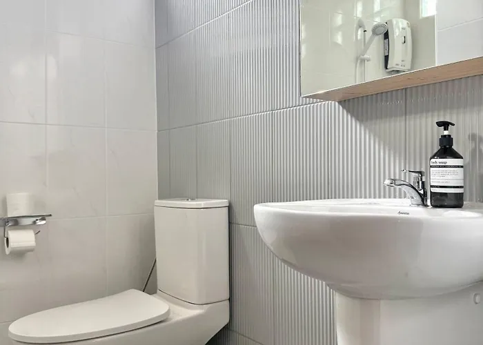 Spacious 2bd 2ba In Thong Lor Holiday home